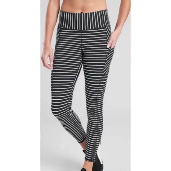 Athleta Pants - •Athleta• Striped Contender 7/8 Tight Powerlift Leggings